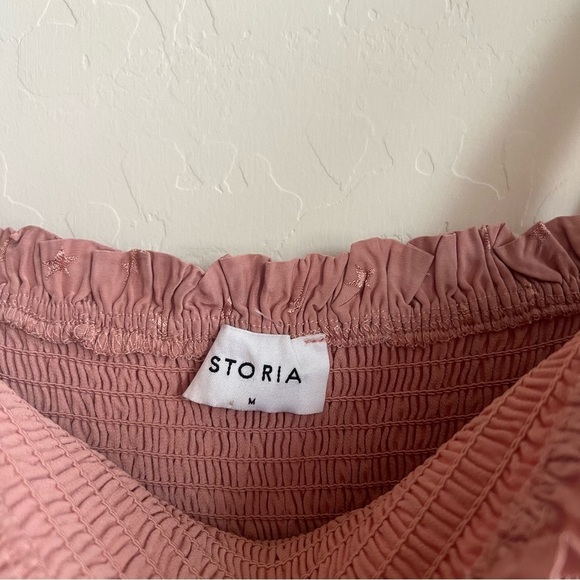 Storia Smocked Colorblock Star Dress - Picture 9 of 11